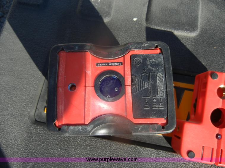 image for item AB9973 DeWalt DW073 cordless rotary laser