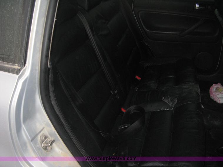 image for item B8341 2000 Volkswagen Passat