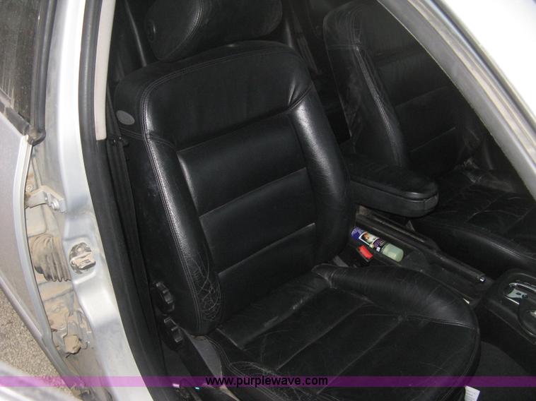 image for item B8341 2000 Volkswagen Passat