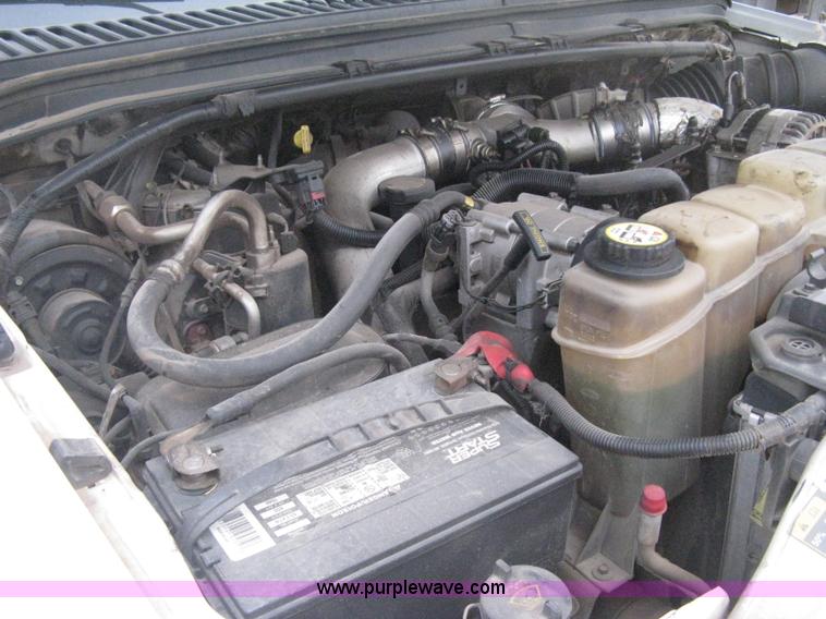 image for item B8342 2003 Ford F250 Super Duty XL cab and chassis