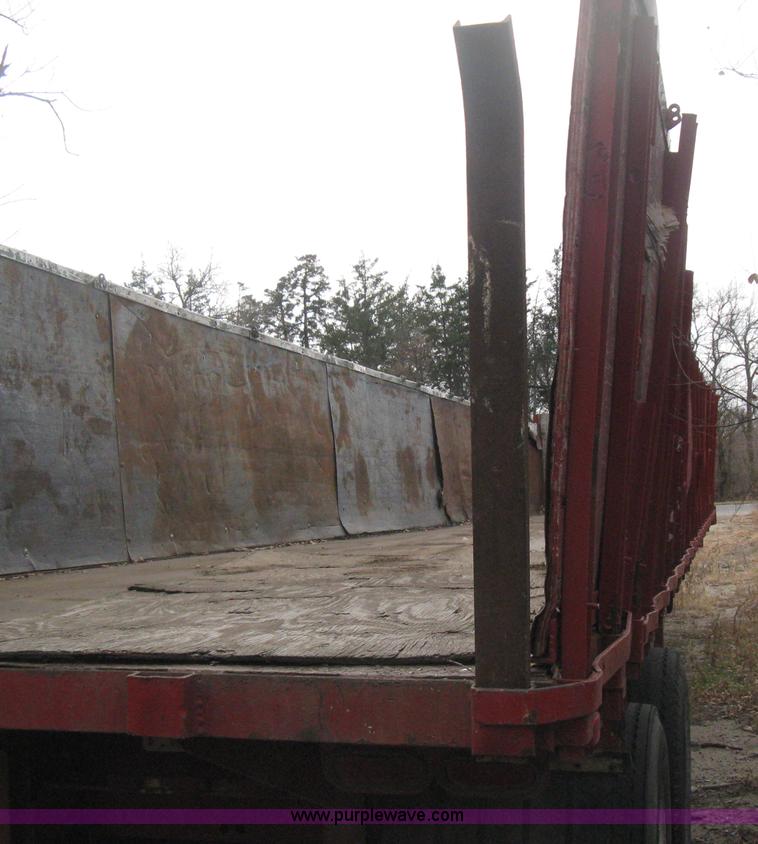 image for item B8346 1969 Fruehauf tandem axle flatbed trailer