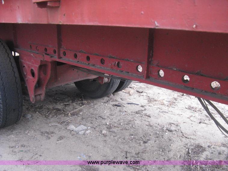 image for item B8346 1969 Fruehauf tandem axle flatbed trailer