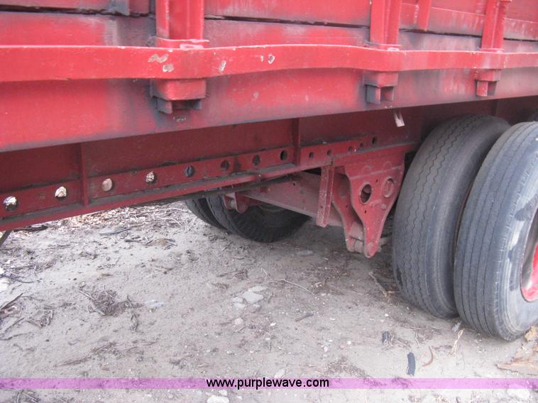 image for item B8346 1969 Fruehauf tandem axle flatbed trailer