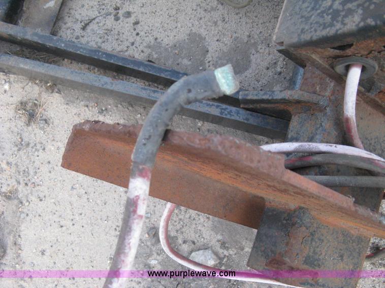 image for item B8379 Anthony lift gate