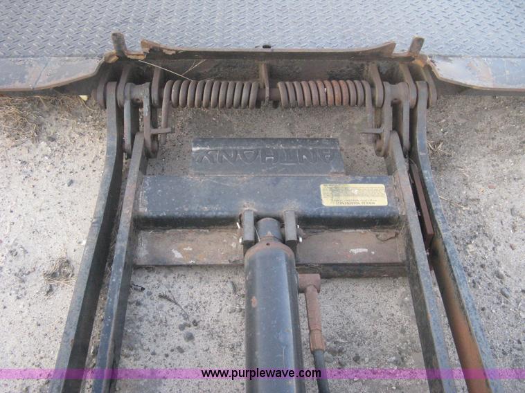 image for item B8379 Anthony lift gate