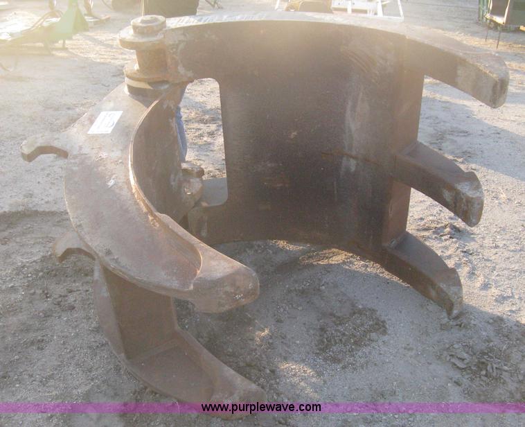 image for item B8386 Pin on jaw thumb material bundler