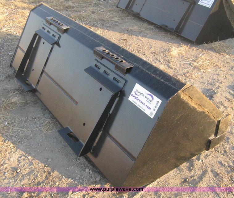 image for item B8390 Skid steer bucket