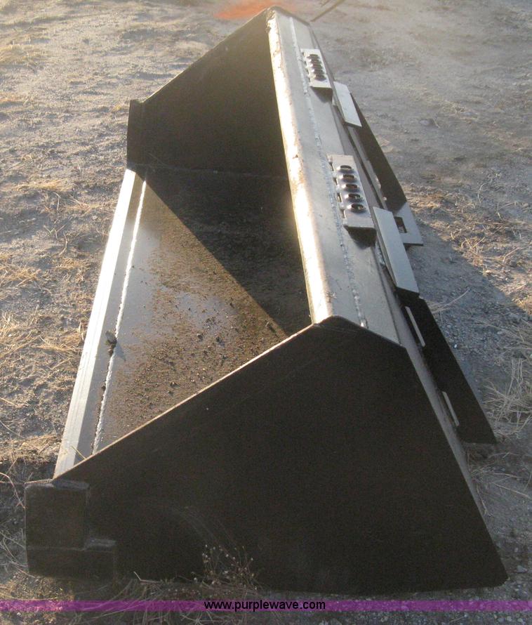 image for item B8390 Skid steer bucket