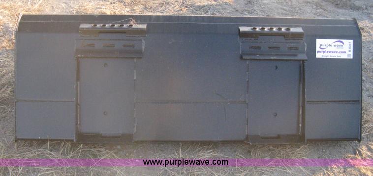 image for item B8391 Skid steer bucket