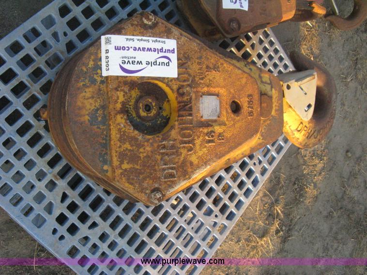 image for item B8393 DRH Johnson crane block hook