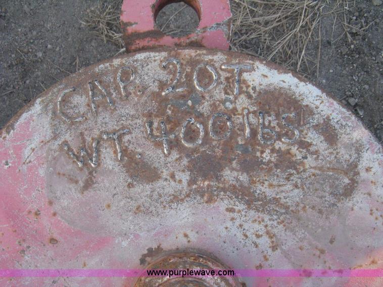 image for item B8394 Crane block hook