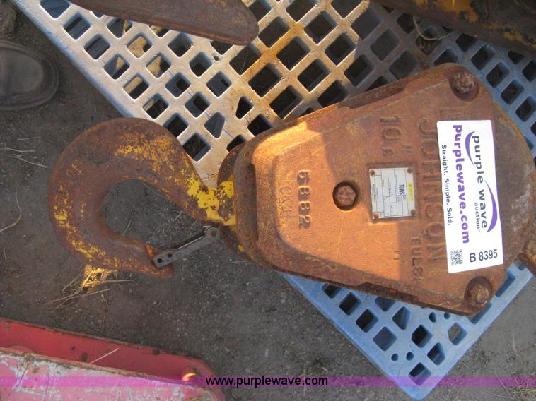 image for item B8395 DRH Johnson crane block hook