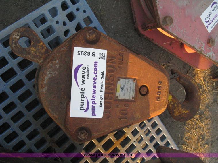 image for item B8395 DRH Johnson crane block hook