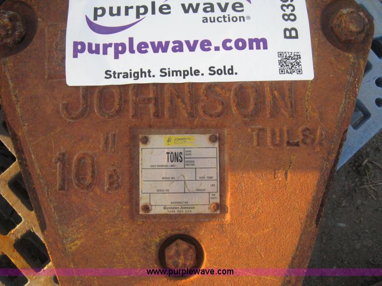 image for item B8395 DRH Johnson crane block hook