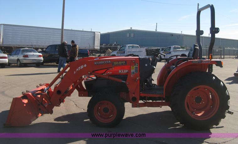 image for item B8459 Kubota L3540 HST tractor with loader