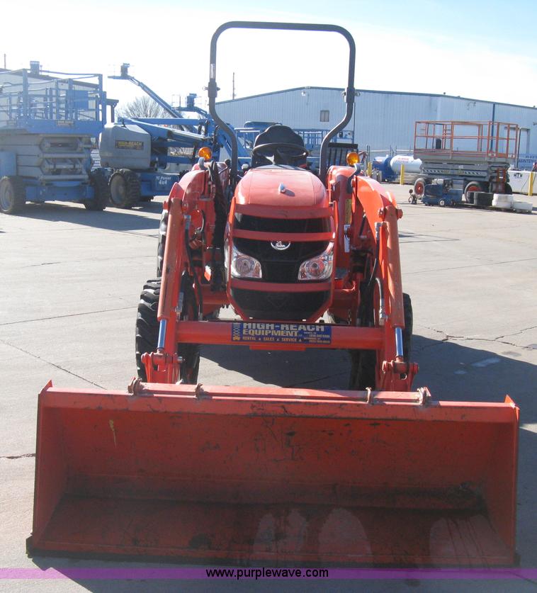 image for item B8459 Kubota L3540 HST tractor with loader