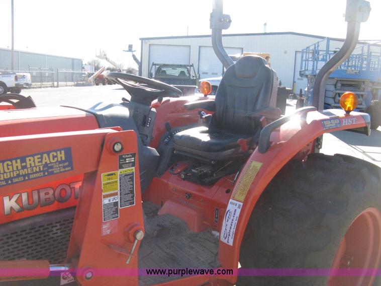 image for item B8459 Kubota L3540 HST tractor with loader