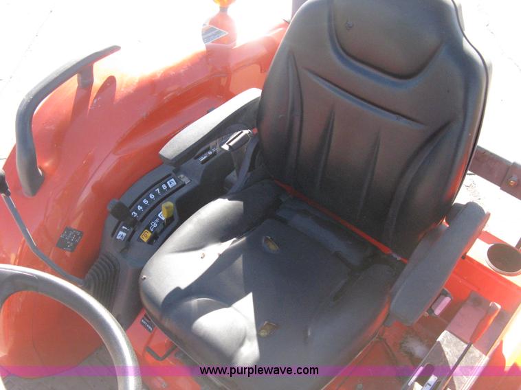 image for item B8459 Kubota L3540 HST tractor with loader