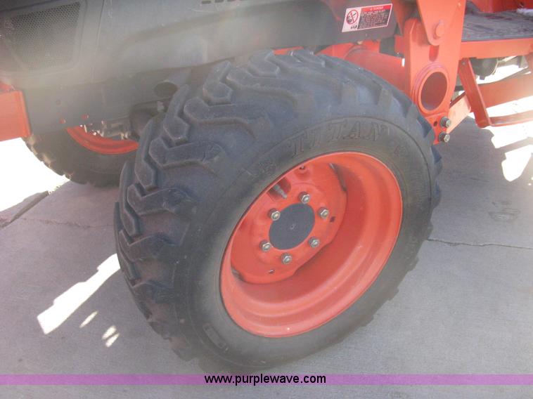 image for item B8459 Kubota L3540 HST tractor with loader