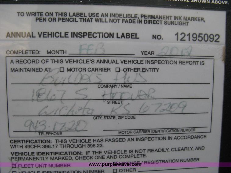 image for item B8495 2000 Neal 20' gooseneck flatbed trailer