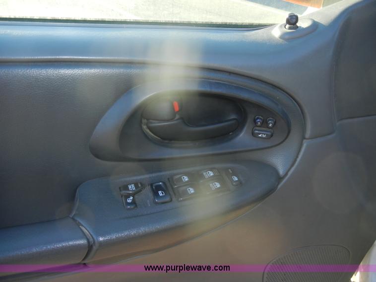 image for item D4543 2003 Chevrolet Trailblazer LTZ SUV