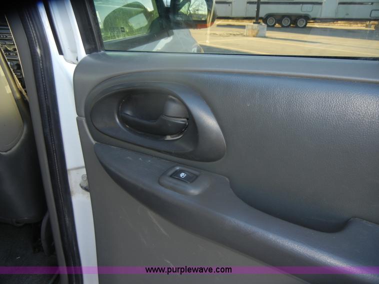 image for item D4543 2003 Chevrolet Trailblazer LTZ SUV