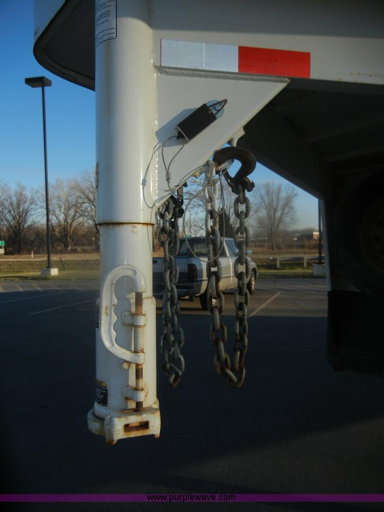 image for item D4544 2001 Travalong gooseneck trailer