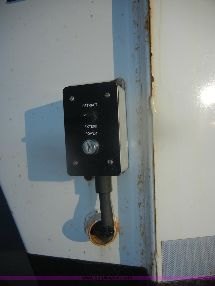 image for item D4544 2001 Travalong gooseneck trailer