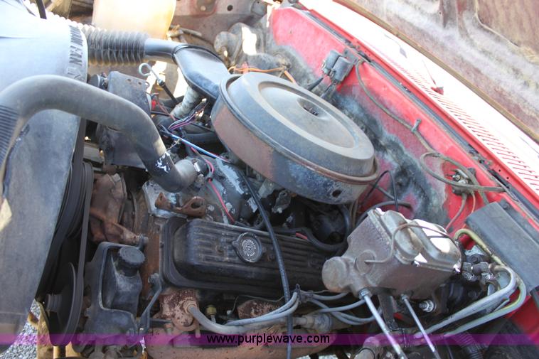 image for item D5108 1988 Chevrolet R30 Custom Deluxe flatbed pickup truck