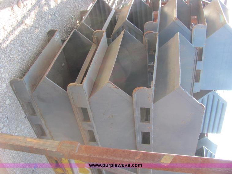 image for item E2679 (135) steel storage boxes