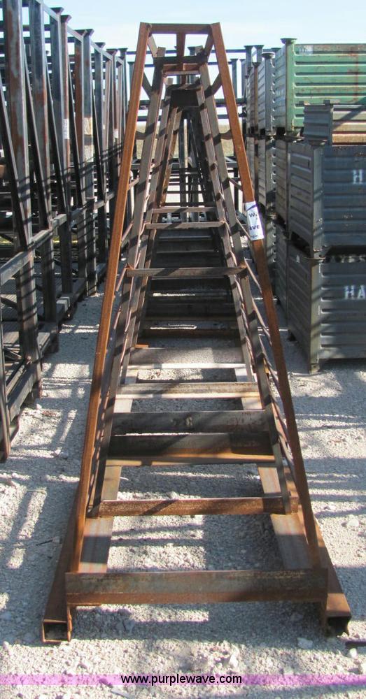 image for item E2682 (15) steel storage racks