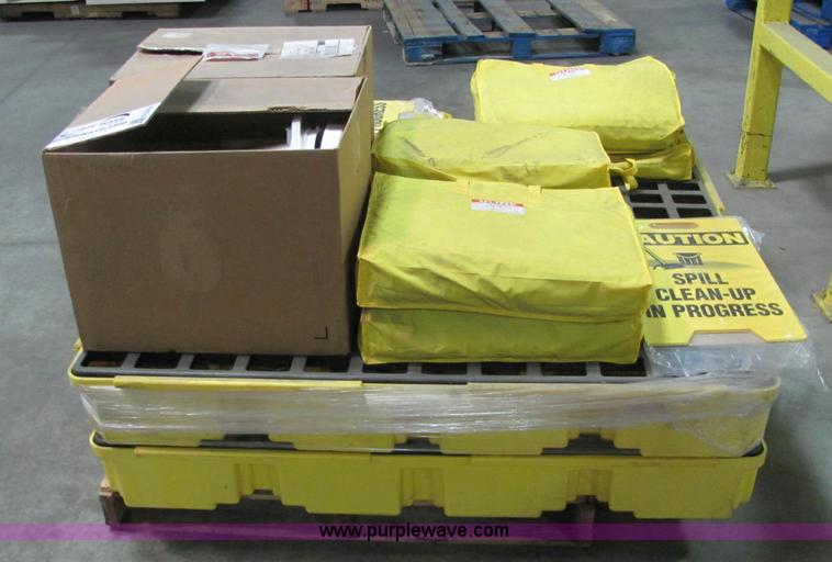 (6) ULine S12200 universal spill kits in Valley Center, KS Item