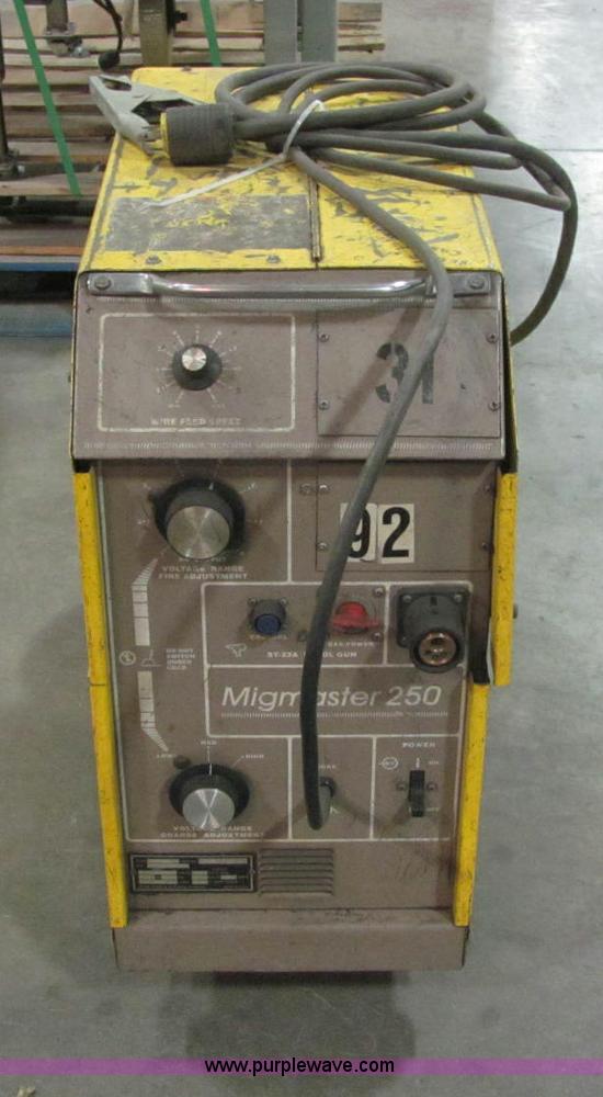 image for item E2727 Esab MigMaster 250 welder