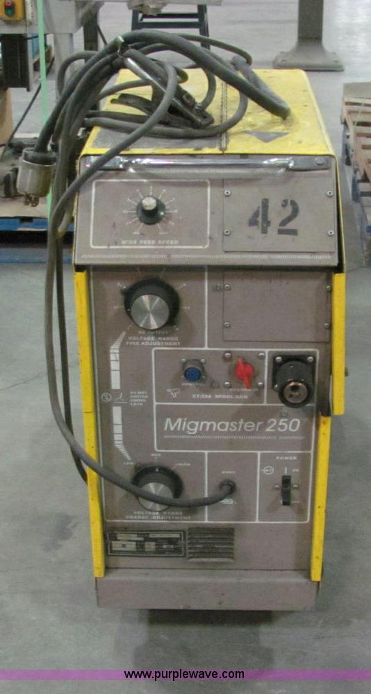 image for item E2728 Esab MigMaster 250 welder
