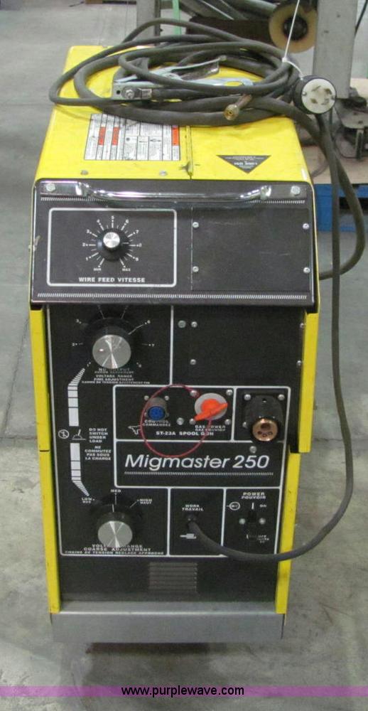 image for item E2729 Esab MigMaster 250 welder
