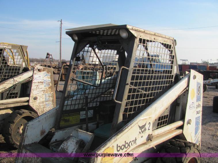 image for item E2781 Bobcat Clark 743 skid steer