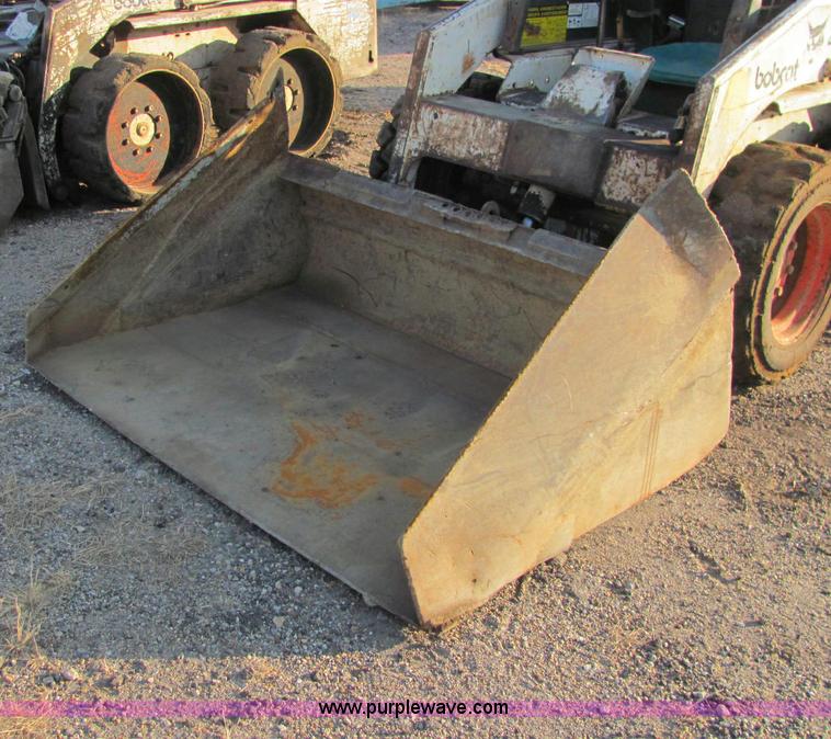 image for item E2781 Bobcat Clark 743 skid steer