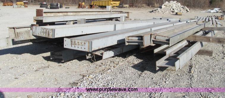 image for item E3589 40' x 90' steel building structure