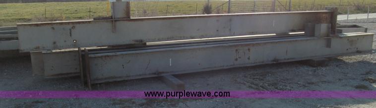 image for item E3589 40' x 90' steel building structure