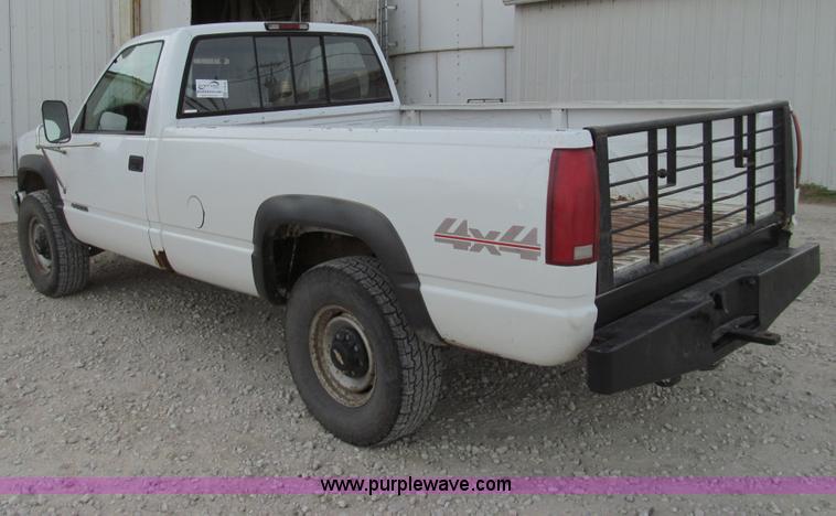 image for item E3594 1996 Chevrolet K3500 pickup truck