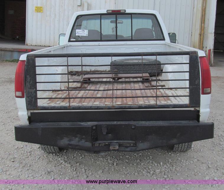 image for item E3594 1996 Chevrolet K3500 pickup truck