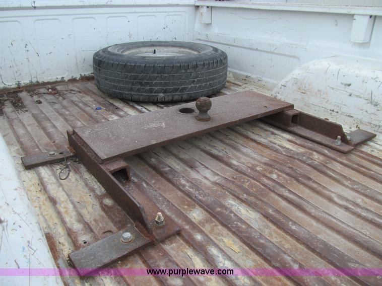 image for item E3594 1996 Chevrolet K3500 pickup truck