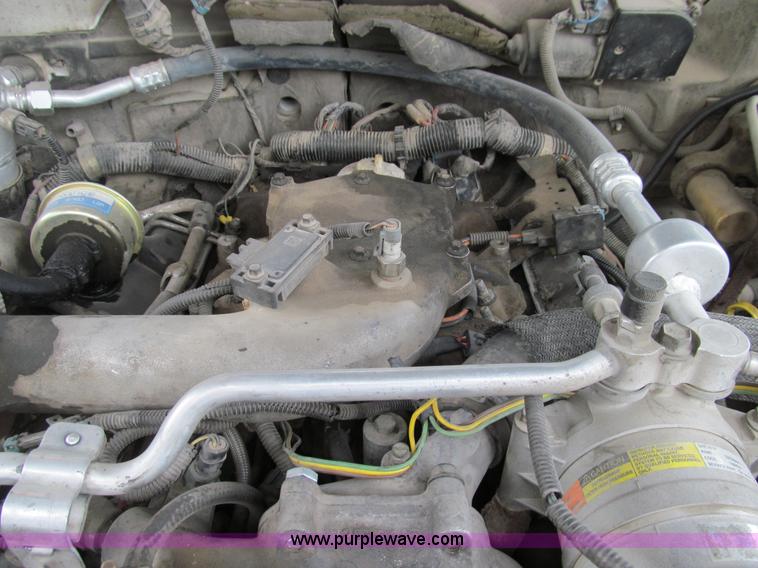 image for item E3594 1996 Chevrolet K3500 pickup truck