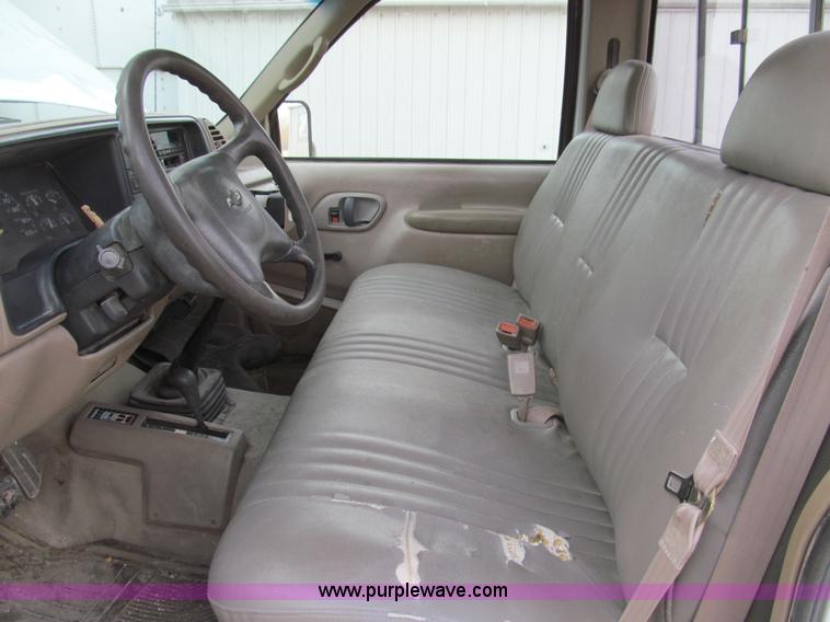 image for item E3594 1996 Chevrolet K3500 pickup truck