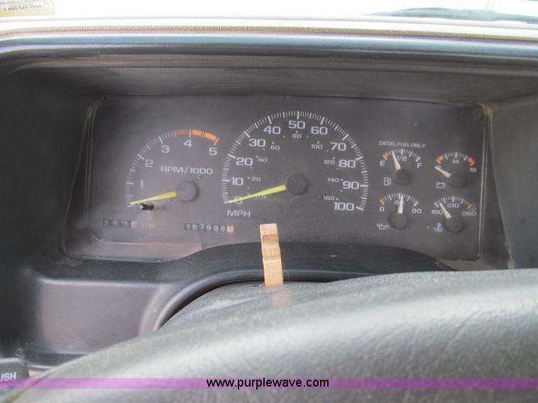 image for item E3594 1996 Chevrolet K3500 pickup truck