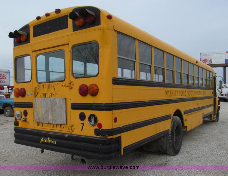 image for item E3595 1993 International Navistar 3800 school bus