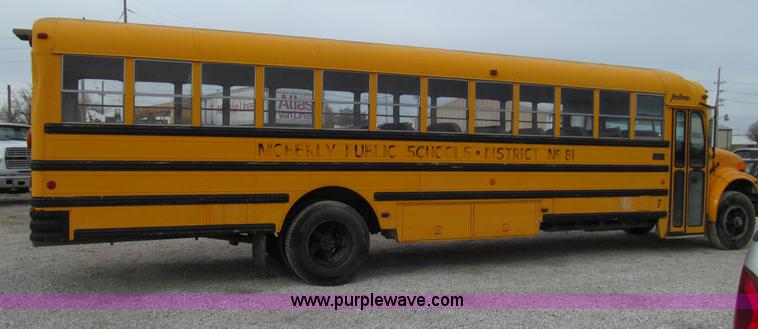 image for item E3595 1993 International Navistar 3800 school bus