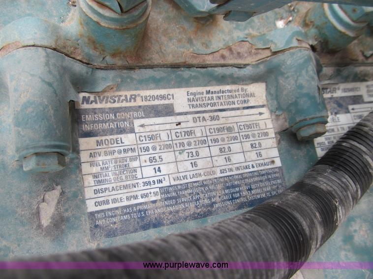 image for item E3595 1993 International Navistar 3800 school bus