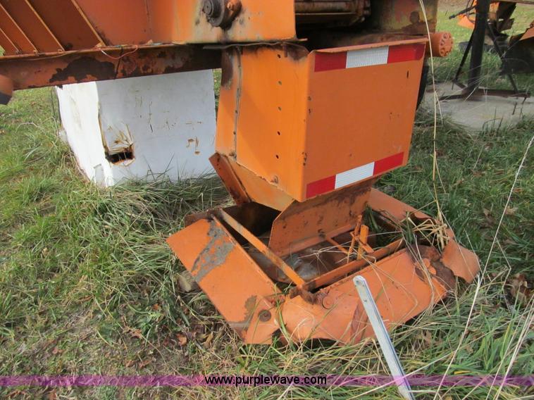 image for item E3597 Swenson salt spreader