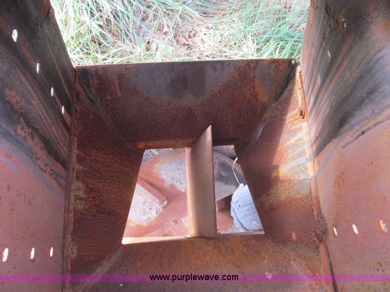 image for item E3597 Swenson salt spreader